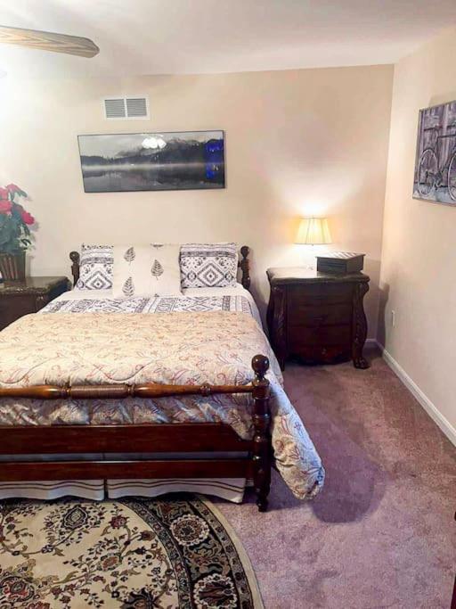 Apartment Entire Private 2 Bedrooms House, Neighborhood Arnold